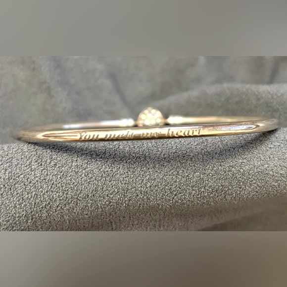 Limited edition Pandora "You Melt My Heart" Bangle with heart clasp, box incl. - Picture 1 of 3